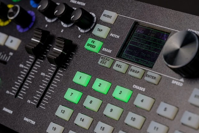 The Benefits of Rack-Mountable DMX Splitters