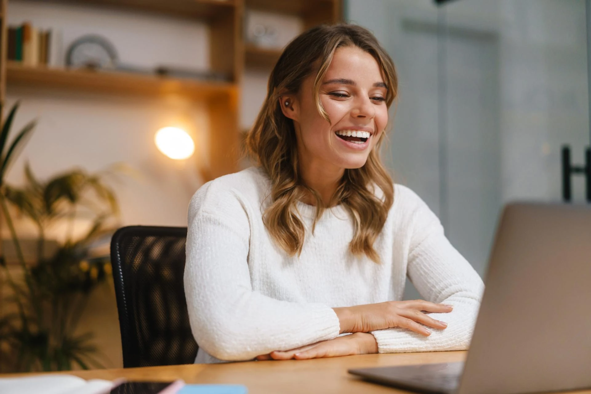 How to Become a Successful OnlyFans Content Manager: A Step-by-Step Guide?