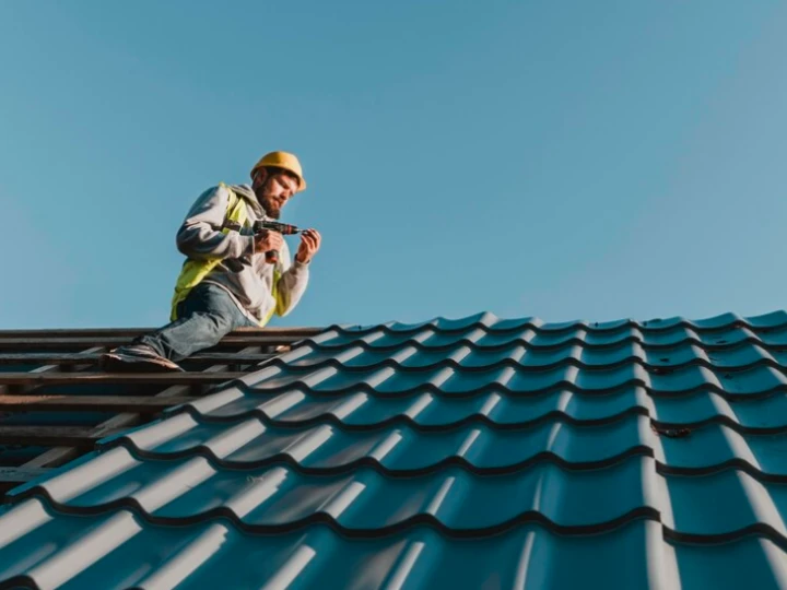 Roofing Materials 101: Choosing the Right Roof for You