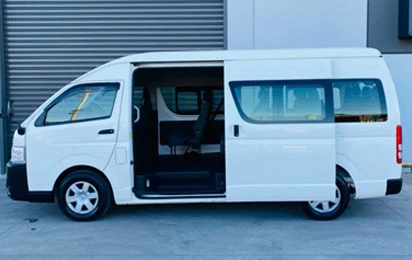 Maxi Vans Perth: Seamless Airport Transfers