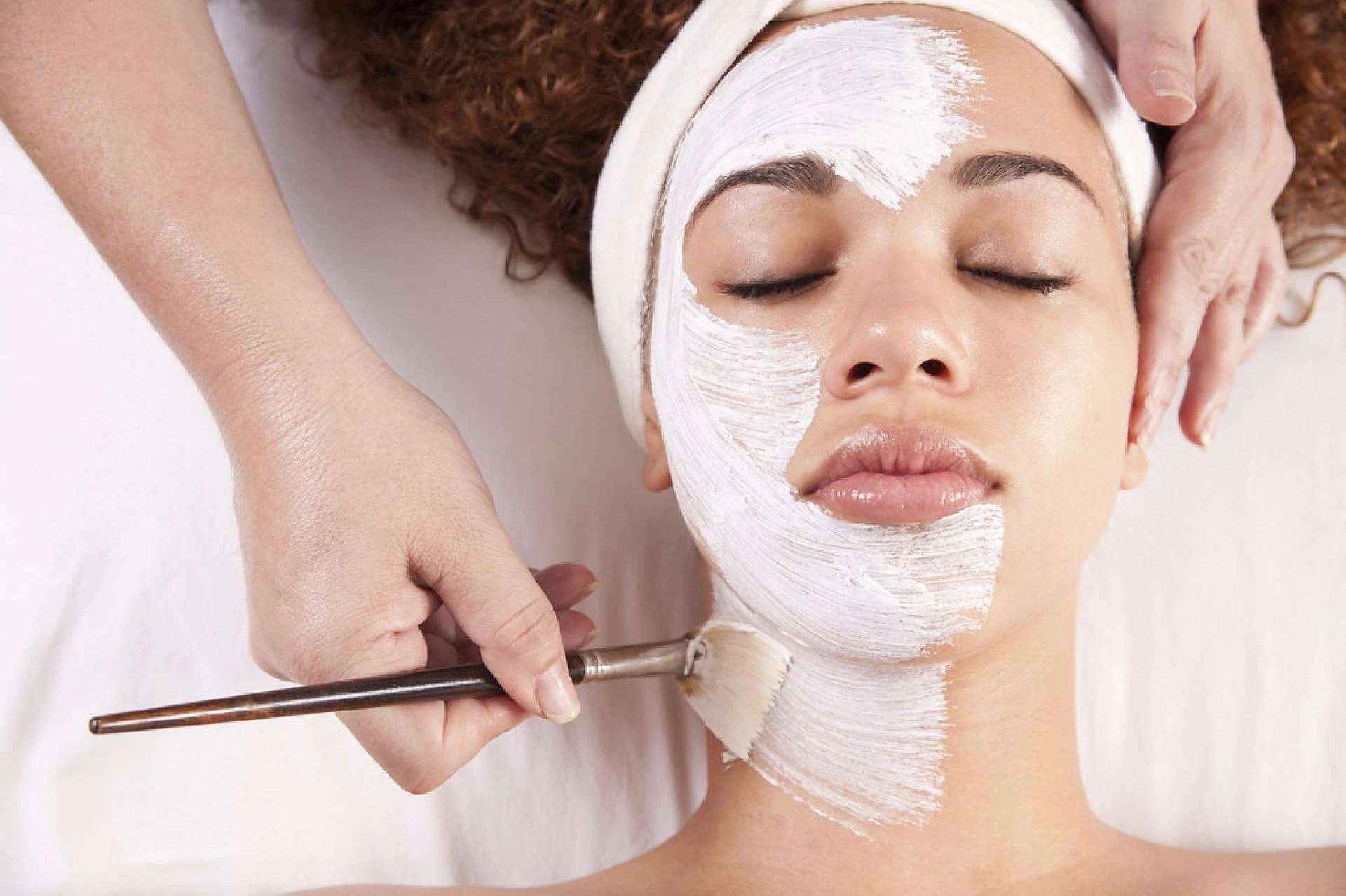 What Is The Major Power of Face and Body Treatments That You Should Know?