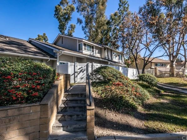 How to Find the Best Homes Near Disneyland