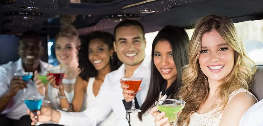8 Benefits of Using a Limousine Service Macon for Your Party