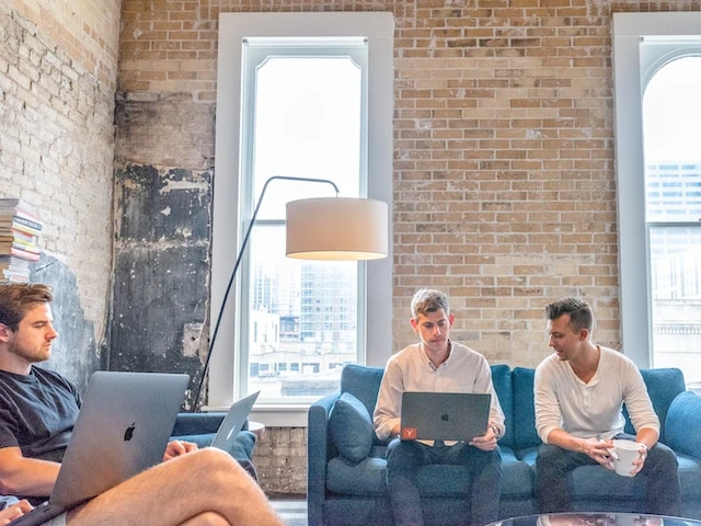 7 Effective Strategies for Maximizing Productivity in Coworking Spaces for Digital Nomads