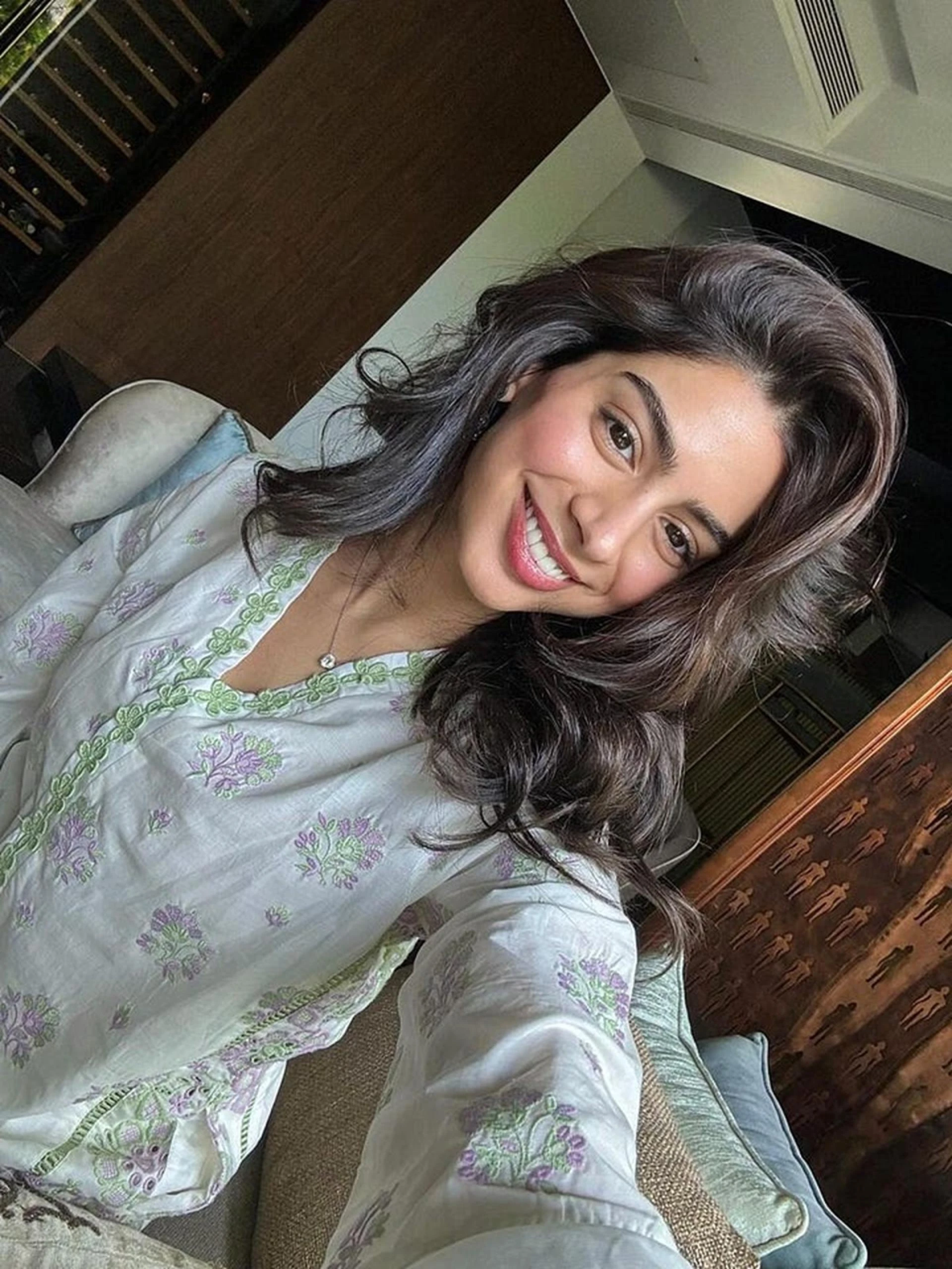 Beat the Heat in Style: A Look at Khushi Kapoor's White Kurta