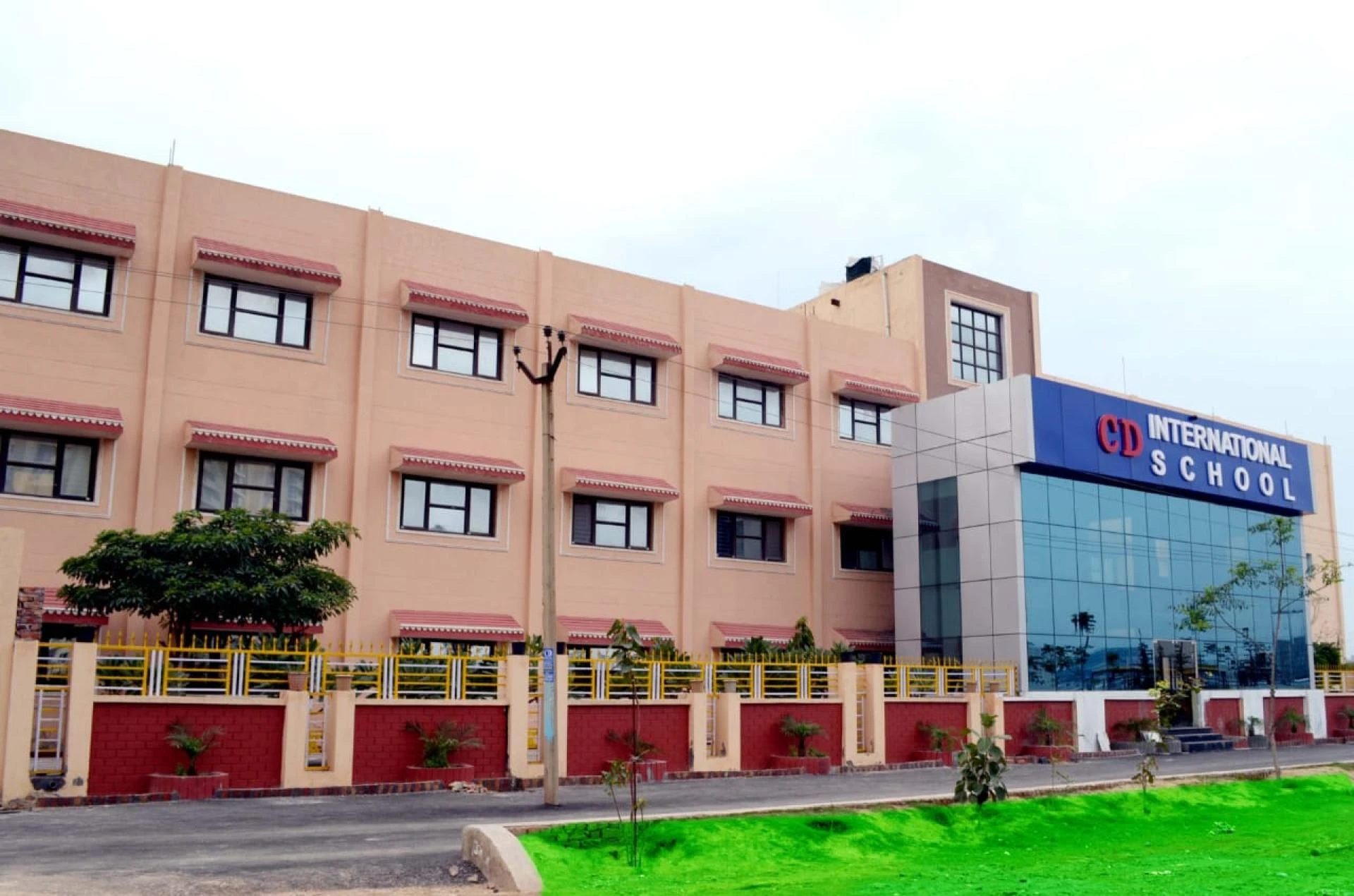 The CD International School