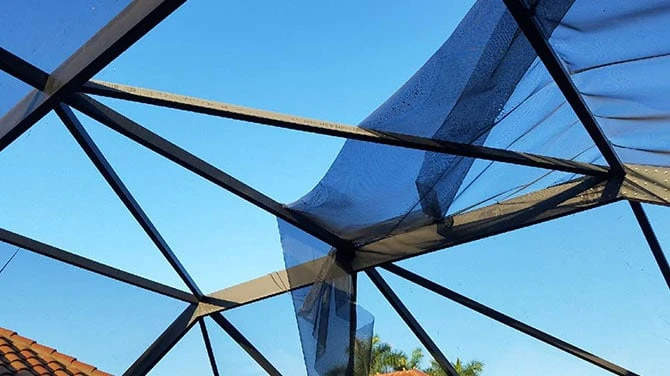 How To Know If Your Screen Enclosure Needs Repair Or Replacement