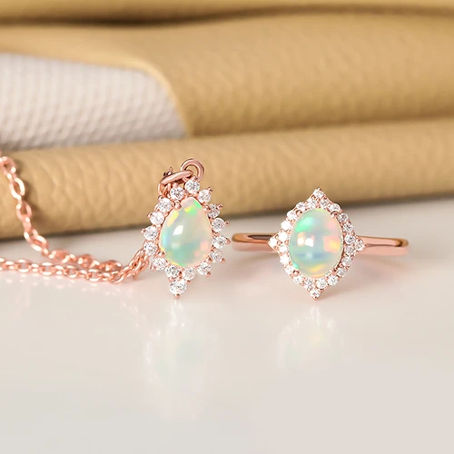 A Guide to Opal Jewelry Styles: Finding Your Signature Look