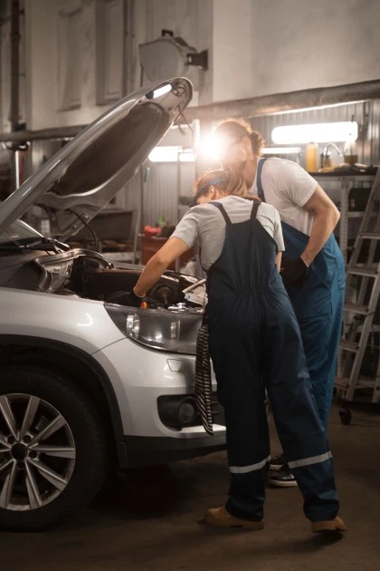 Choosing the Right Bentley Leak Repair Specialist