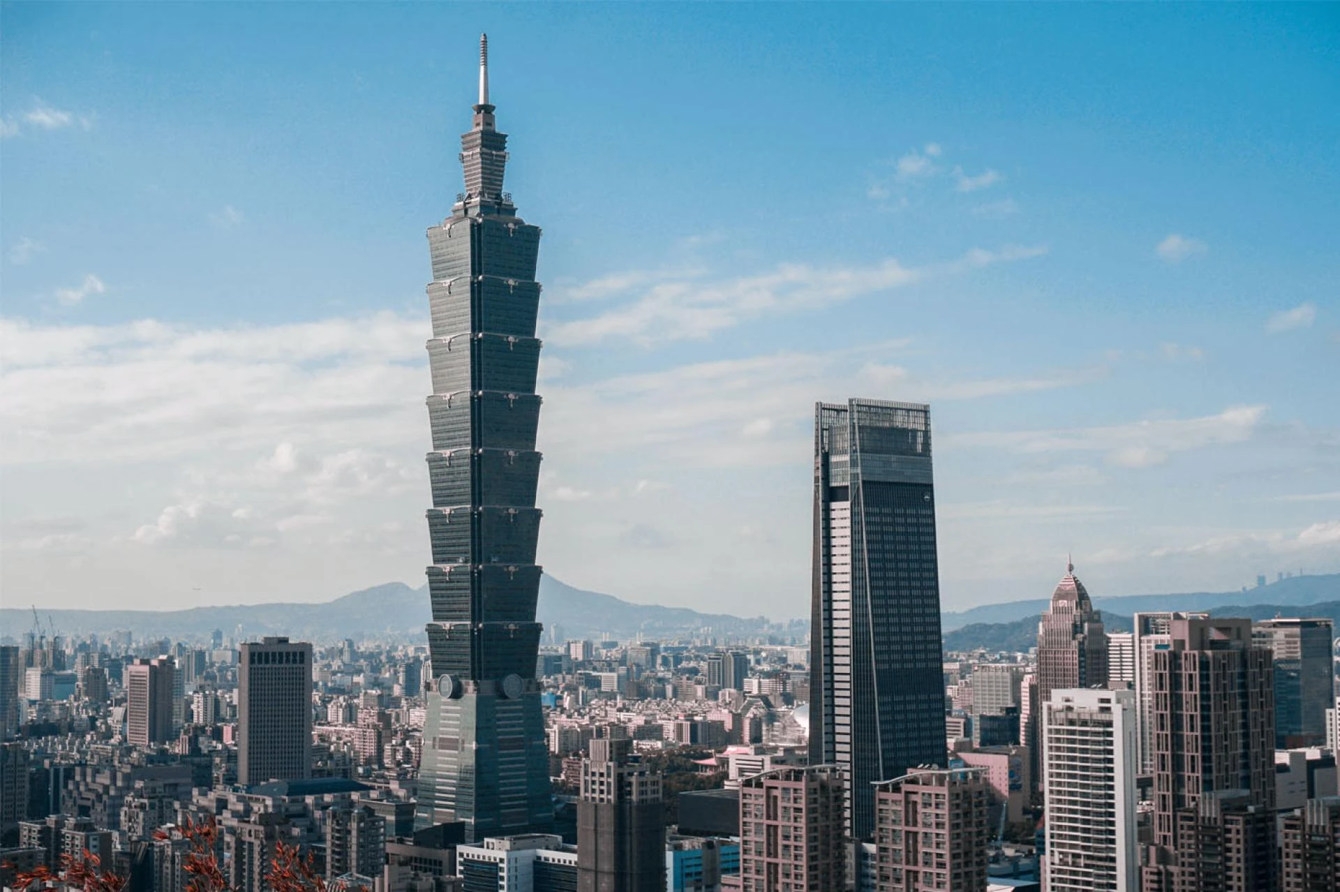 How To Bring In Customers And Keep Them Coming