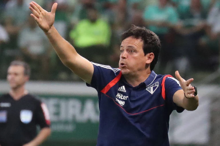 São Paulo e Santos iniciam Brasileiro com apostas diferentes após fracasso