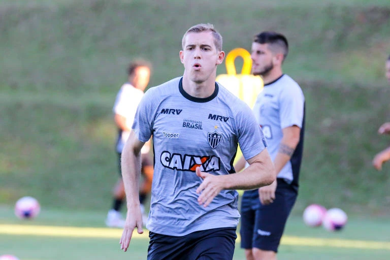 Casillas pendura oficialmente as luvas lembrando seu último voo