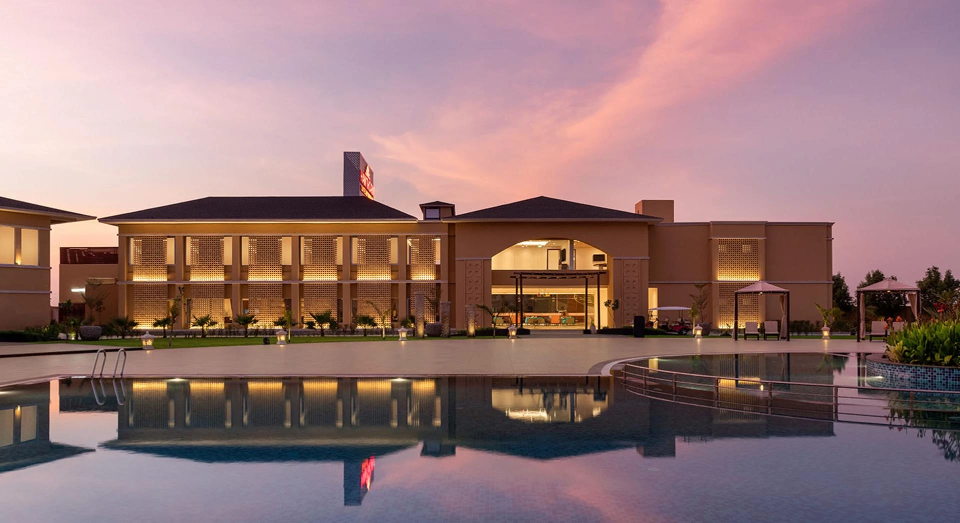 Increasing Occupancy and Revenue: 6 Effective Hotel Sales Strategies