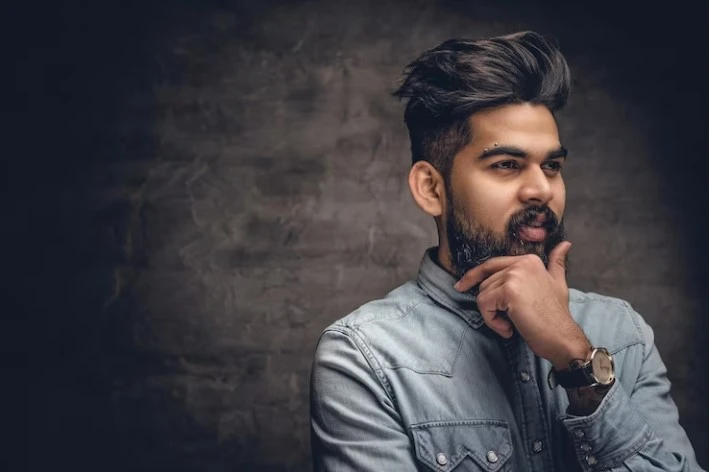 A comprehensive manual on how to straighten your beard at home.