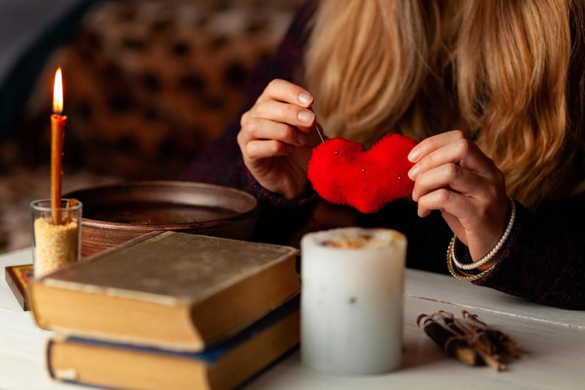 5 Effective Love Spells That Really Works in 2022