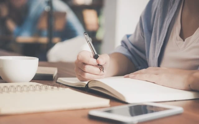 Can Virtual Learning be Consistent with an Authoritative Sole