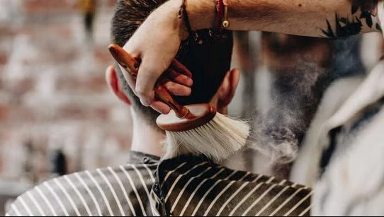 The Art of Balayage: Mastering the Trendiest Hair Salon Technique