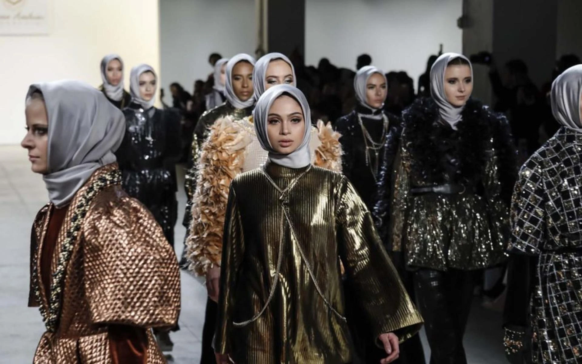 Unveiling the Glamorous World of Dubai Fashion Models and International Models