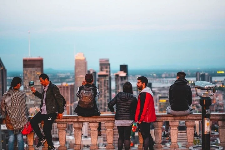 What are the top attractions to visit in Montreal?
