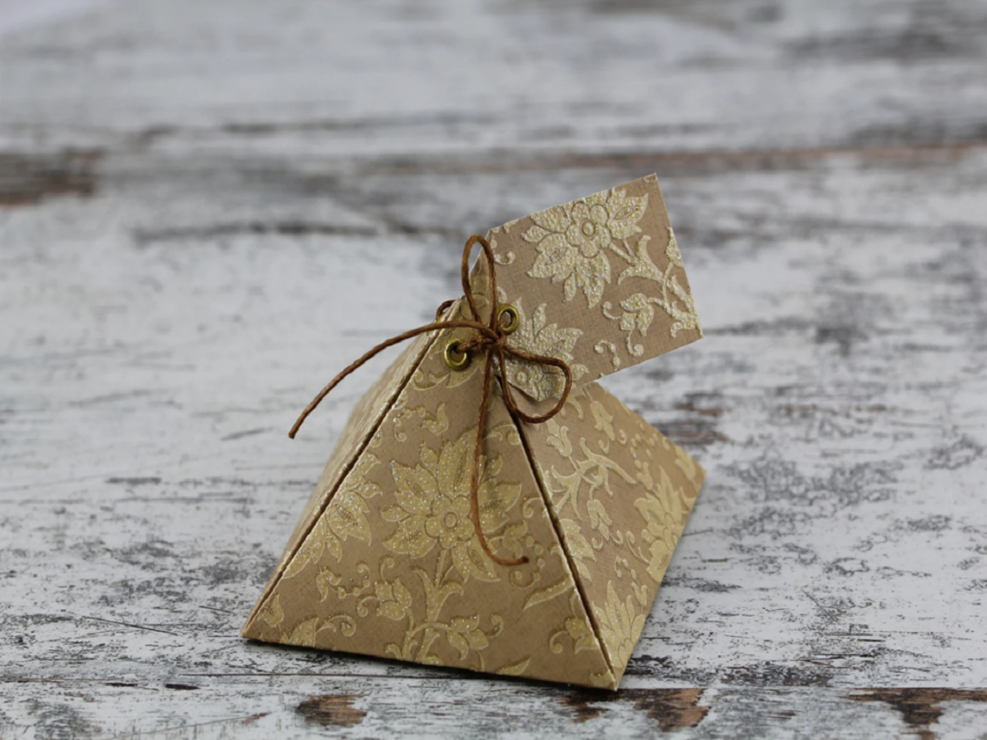 How To Start Making Pyramid Boxes? Read These 7 Tips