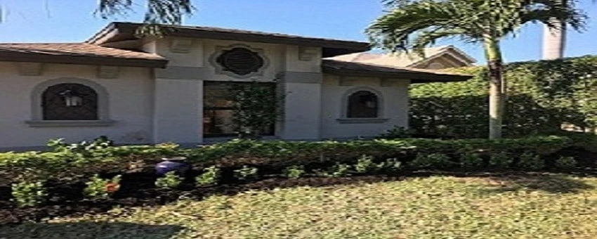 When To Call In a Lawn Maintenance Company To Take Care Of Your Lawn