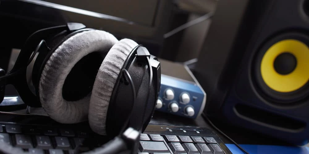 A technical guide to purchase headphones online