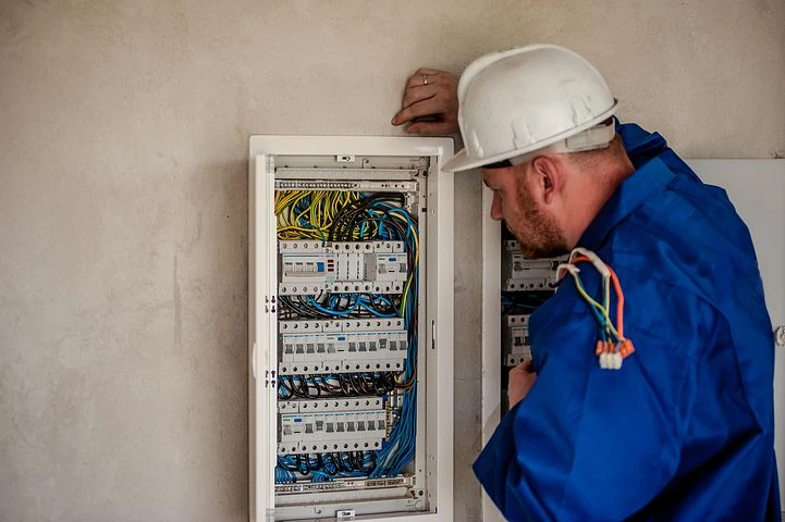 Hiring Electrician Apprentice in Melbourne: Building a Skilled Workforce