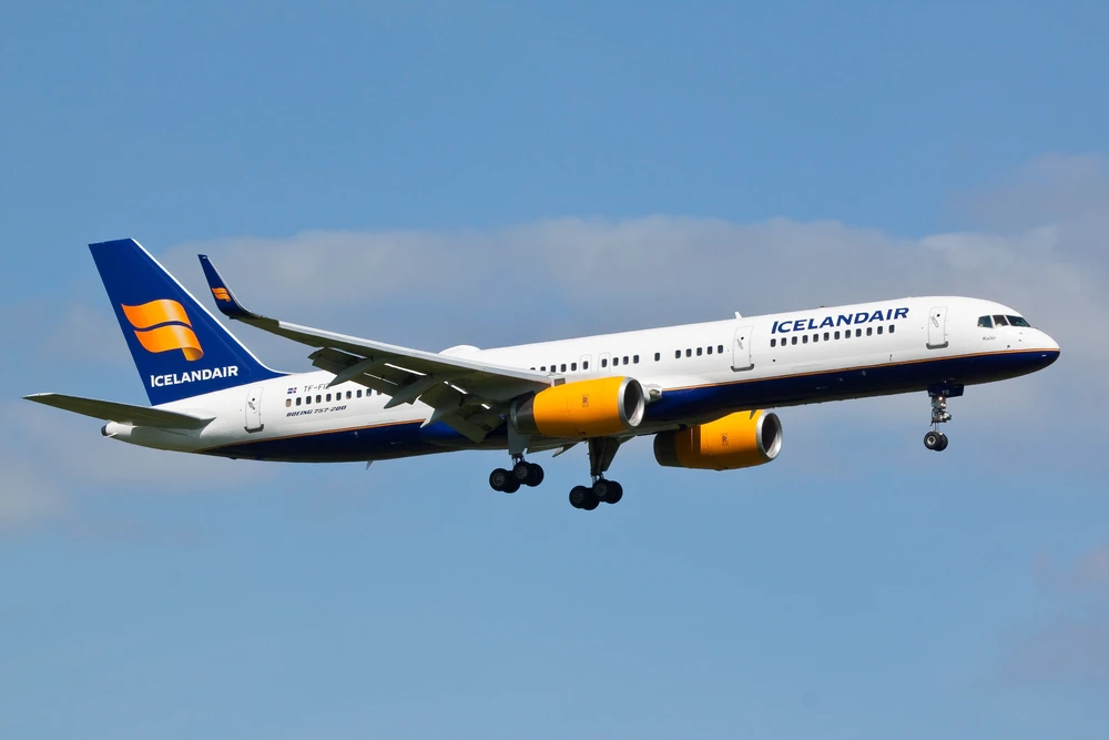 Icelandair Cancellation Policy 24 hours and Refund Policy