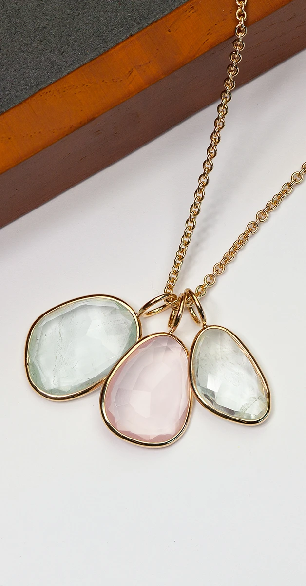 5 Tips for Wearing Jewelry in the Winter