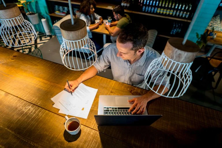 Should You Use Business Book Ghostwriting Services for Your Personal Brand?