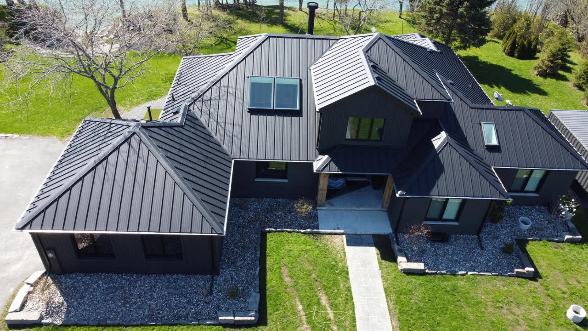 Long Run Roofing Auckland-The Roofing Contractor You Can Trust