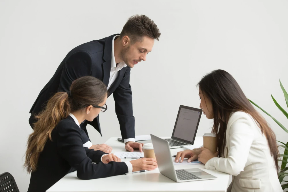 Resolving Disputes: How a Dispute Resolution Lawyer Can Help Your Business