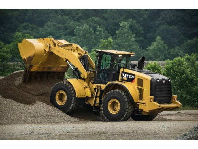 Advantages of Buying a Used Backhoe Loader for Sale in UAE From a Reputed Dealer