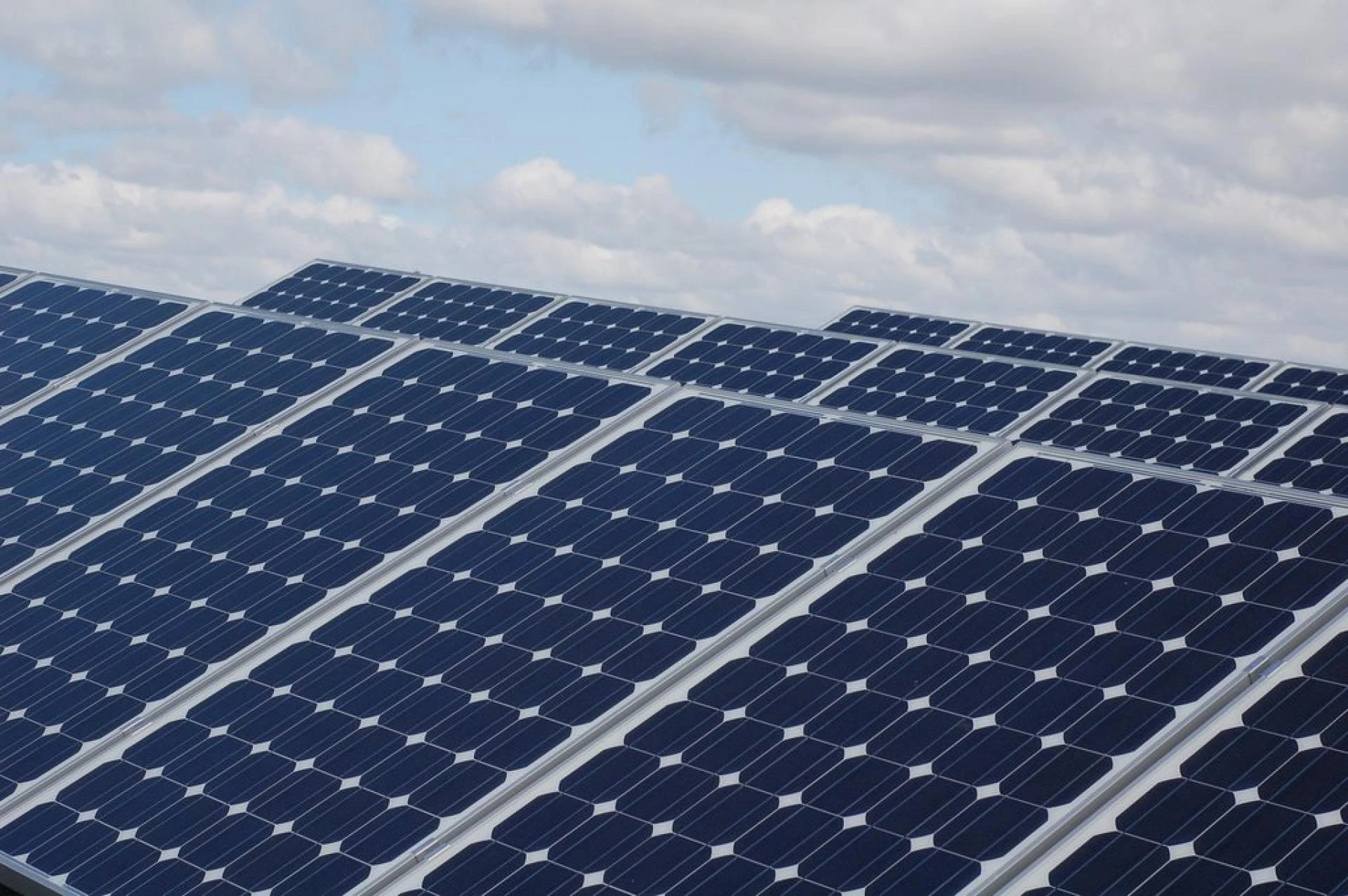 Commercial Solar Panels Sydney: A Comprehensive Guide
