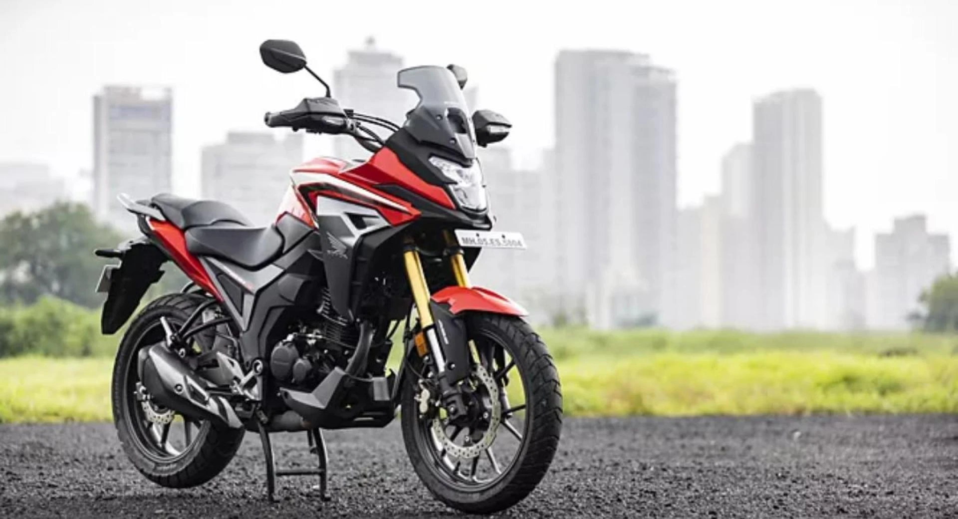 Honda CB200X Features