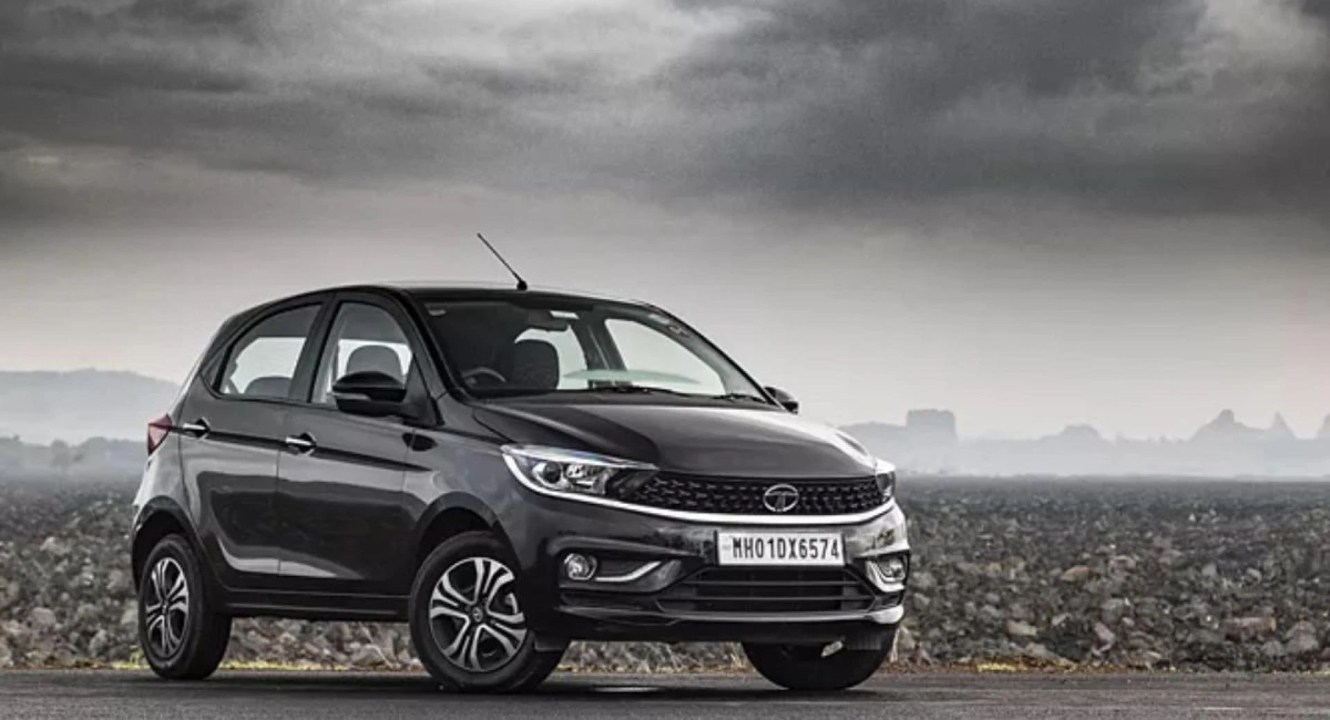 Tata Tiago Features and Engine Specifications