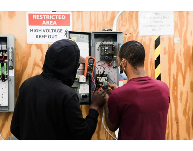 5 Things That A Skilled Manufacturing Automation Technician Should Never Do