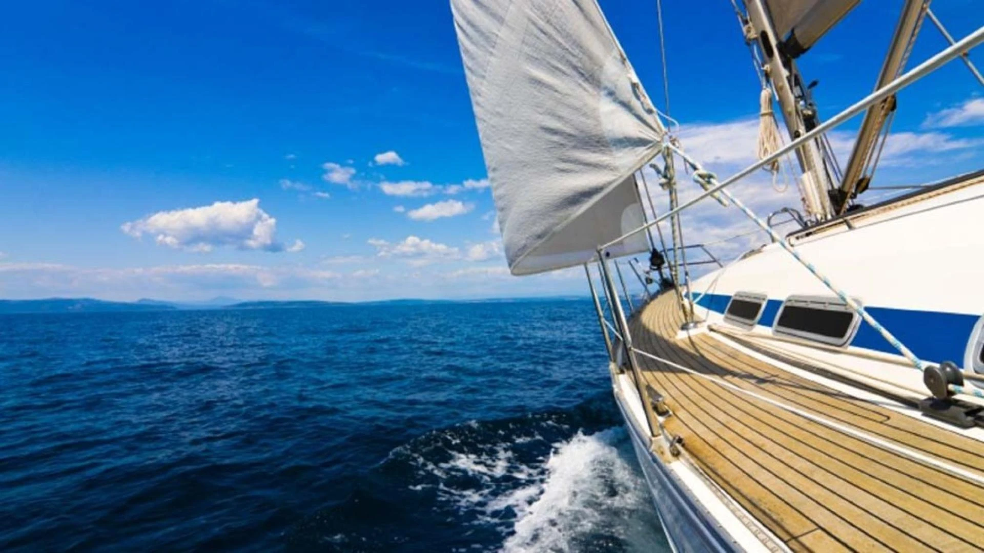 Exploring The Application of Carbon Fiber Composites in the Marine Industry