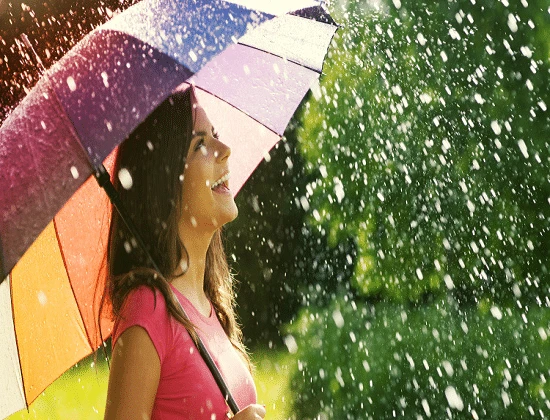 Buy Branded Umbrellas &amp; Corporate Gift For Rainy Season