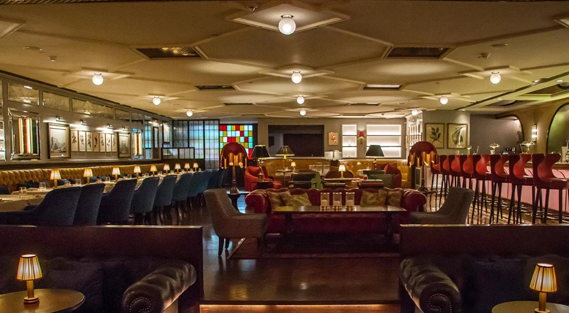 VIP Club Lounge in South Vasant Kunj, South Delhi | Home Delhi