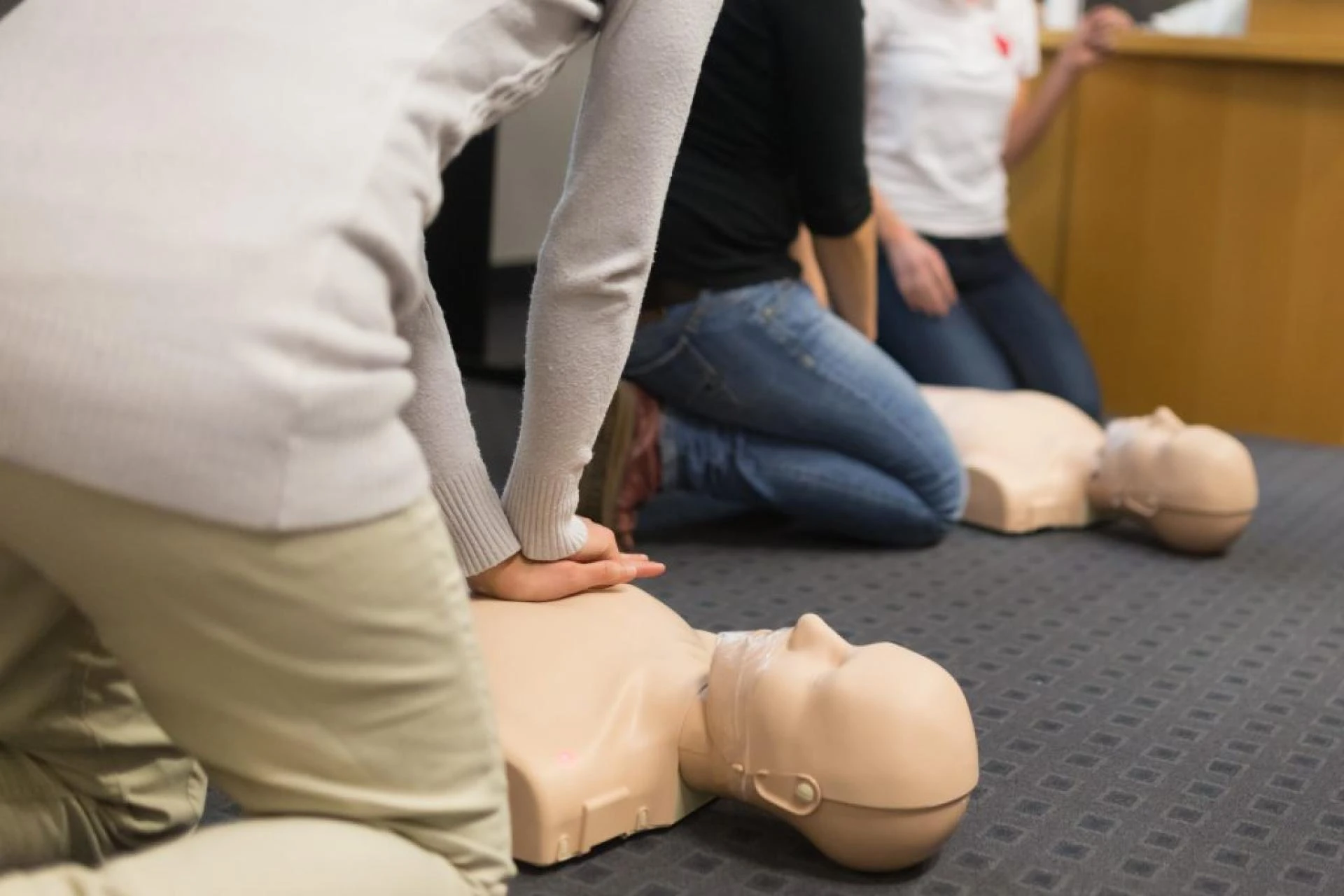 A Step-by-Step Guide to First Aid Refresher Course in Perth