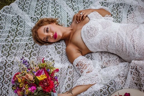 How Do Handmade Wedding Dresses Cater to Diverse Style Preferences?