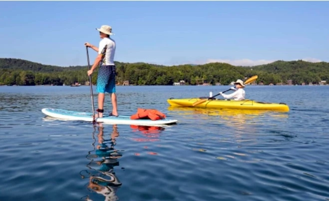 KAYAK or PADDLE BOARD - which is better?