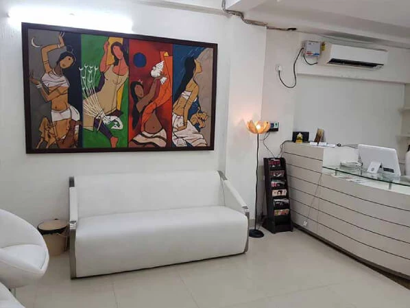 Best Skin Specialist in Delhi - Dermatologist