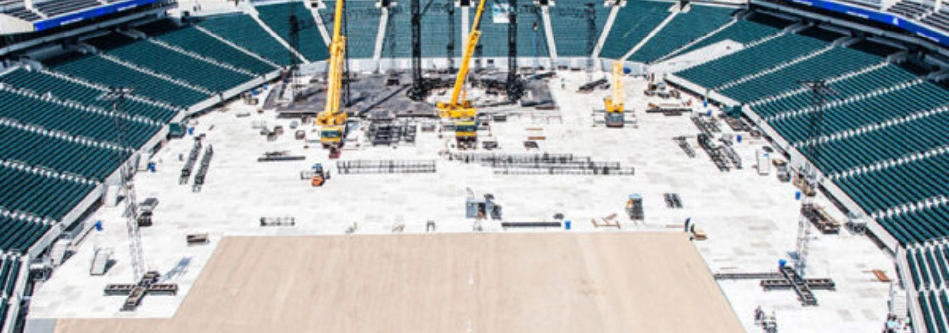 Introduction to Event Flooring and Barricades in Toronto