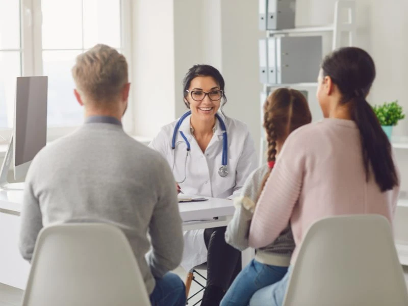 5 Important Roles of a Family Practitioner Doctor