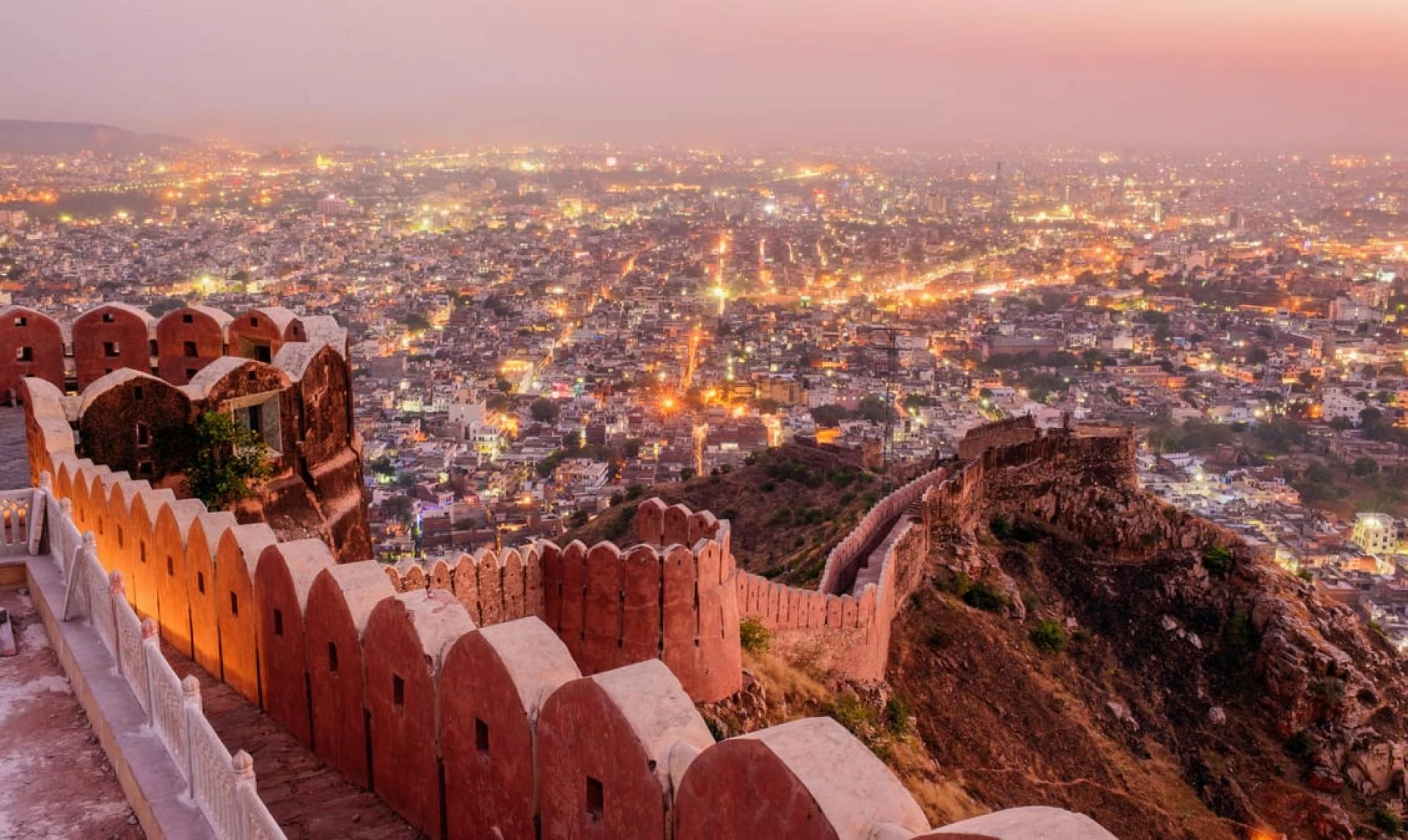 Top 10 Reasons India Should be Your Next Destination for Travel