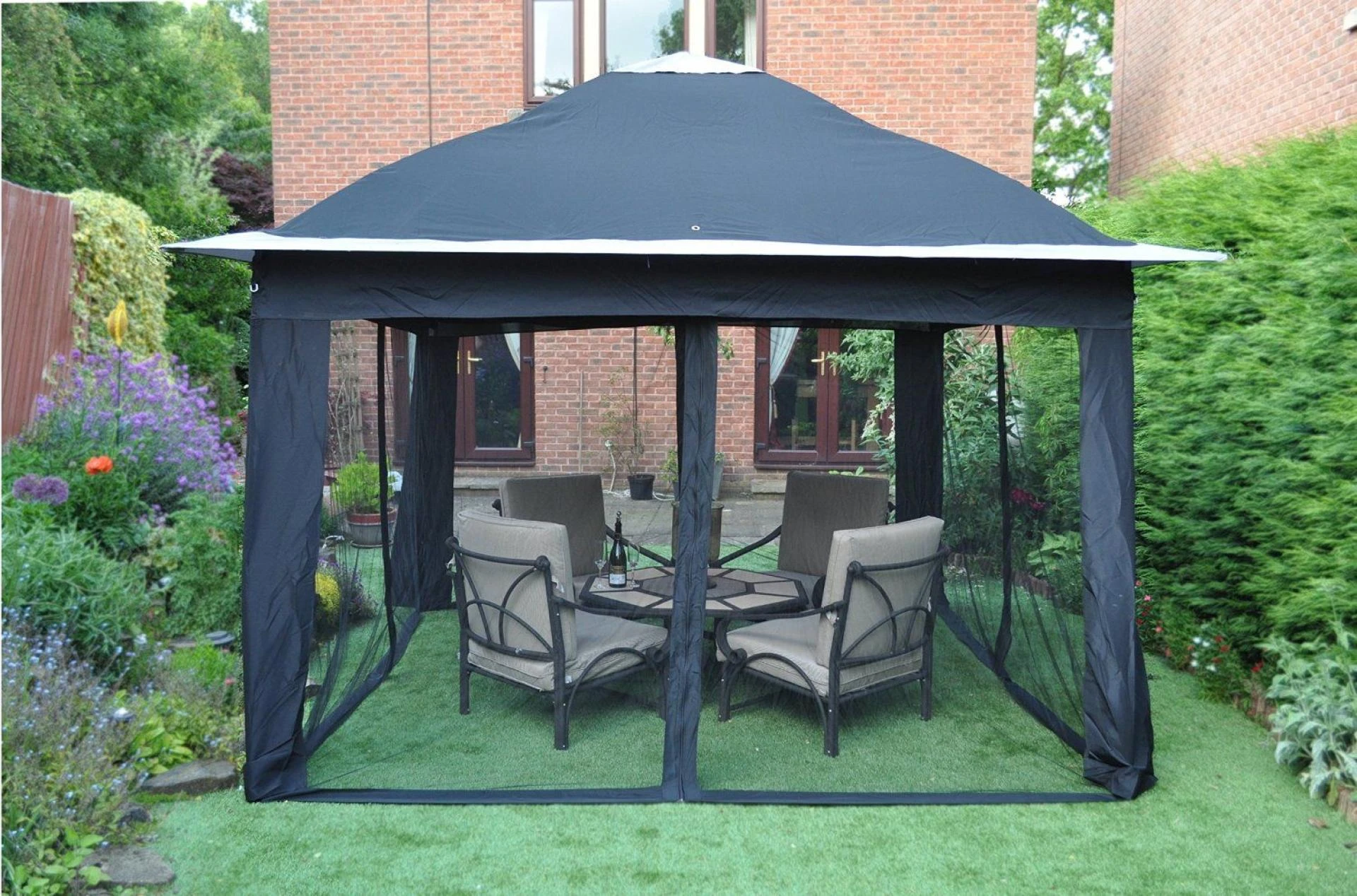 Buying a Garden Gazebo