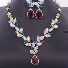 Elevate Your Bridal Look with the Perfect Jewel Set