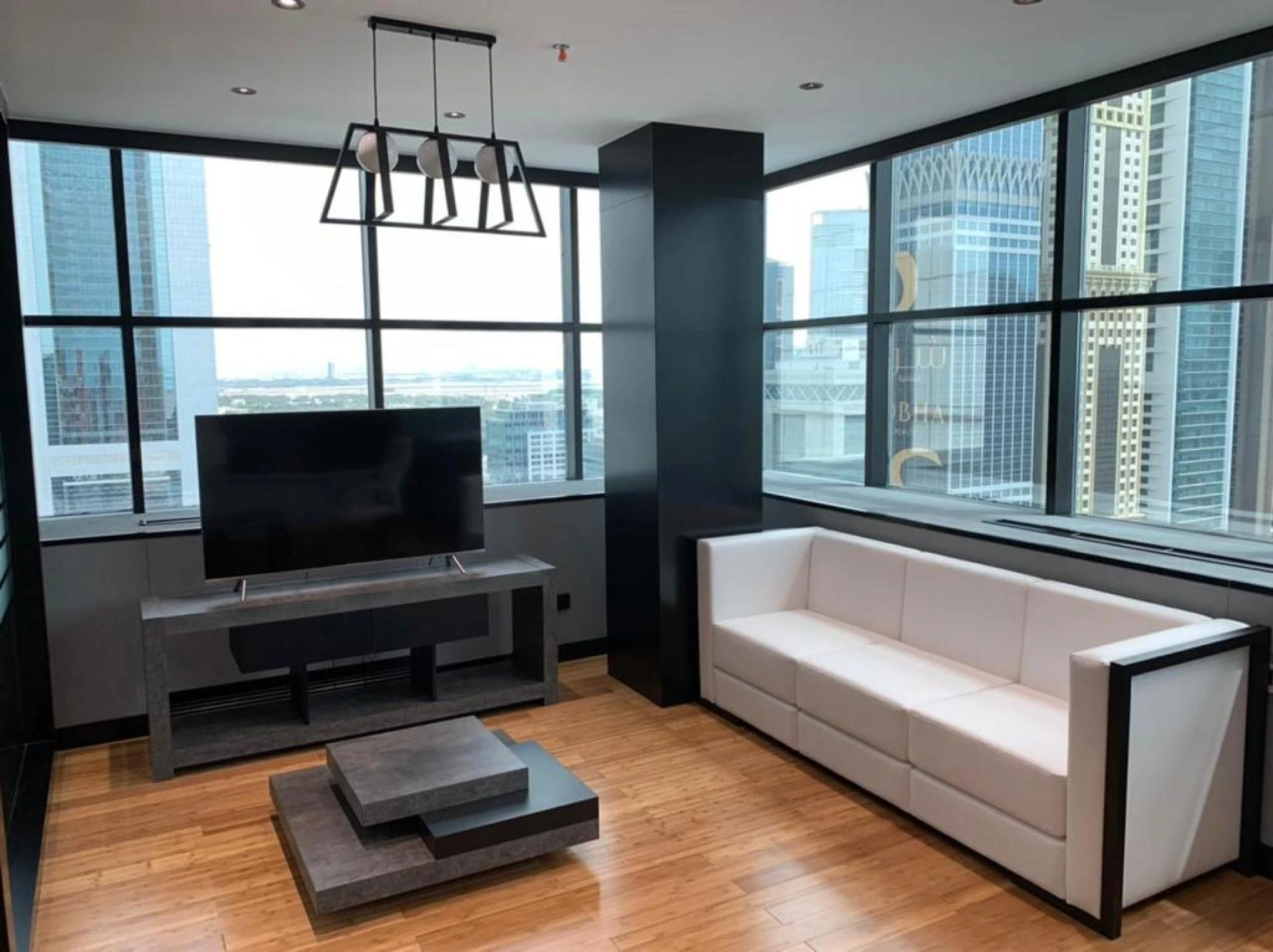 Influential designs of Executive Offices
